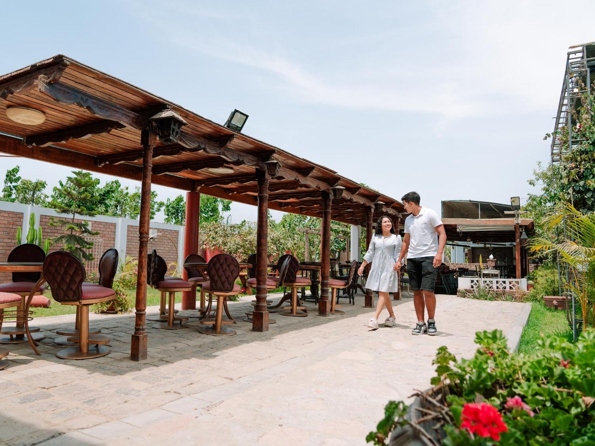 Hotel Vinas Del Sol Eterno Chincha Alta Bagian luar foto